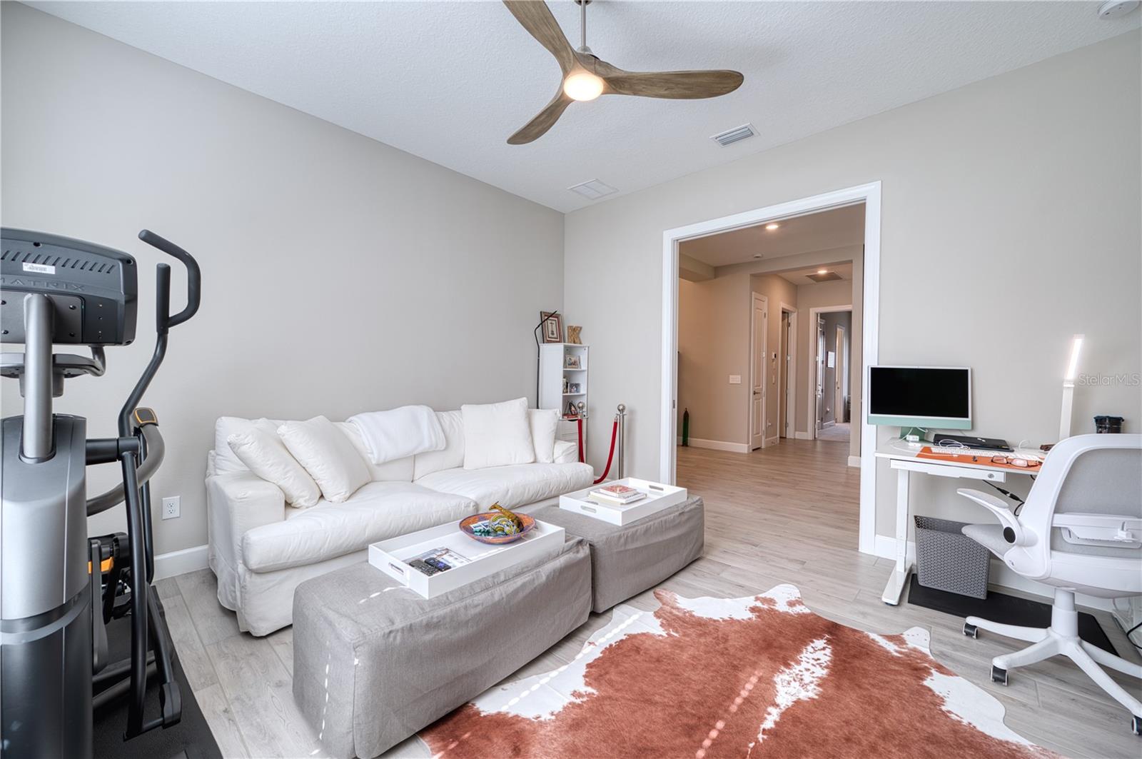 Image 25 of 60 For 5618 Caserta Court