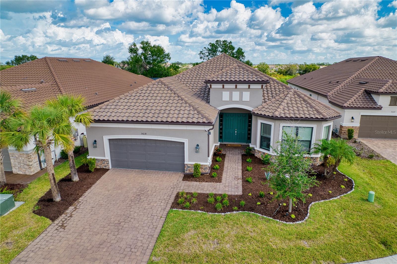 Image 36 of 60 For 5618 Caserta Court