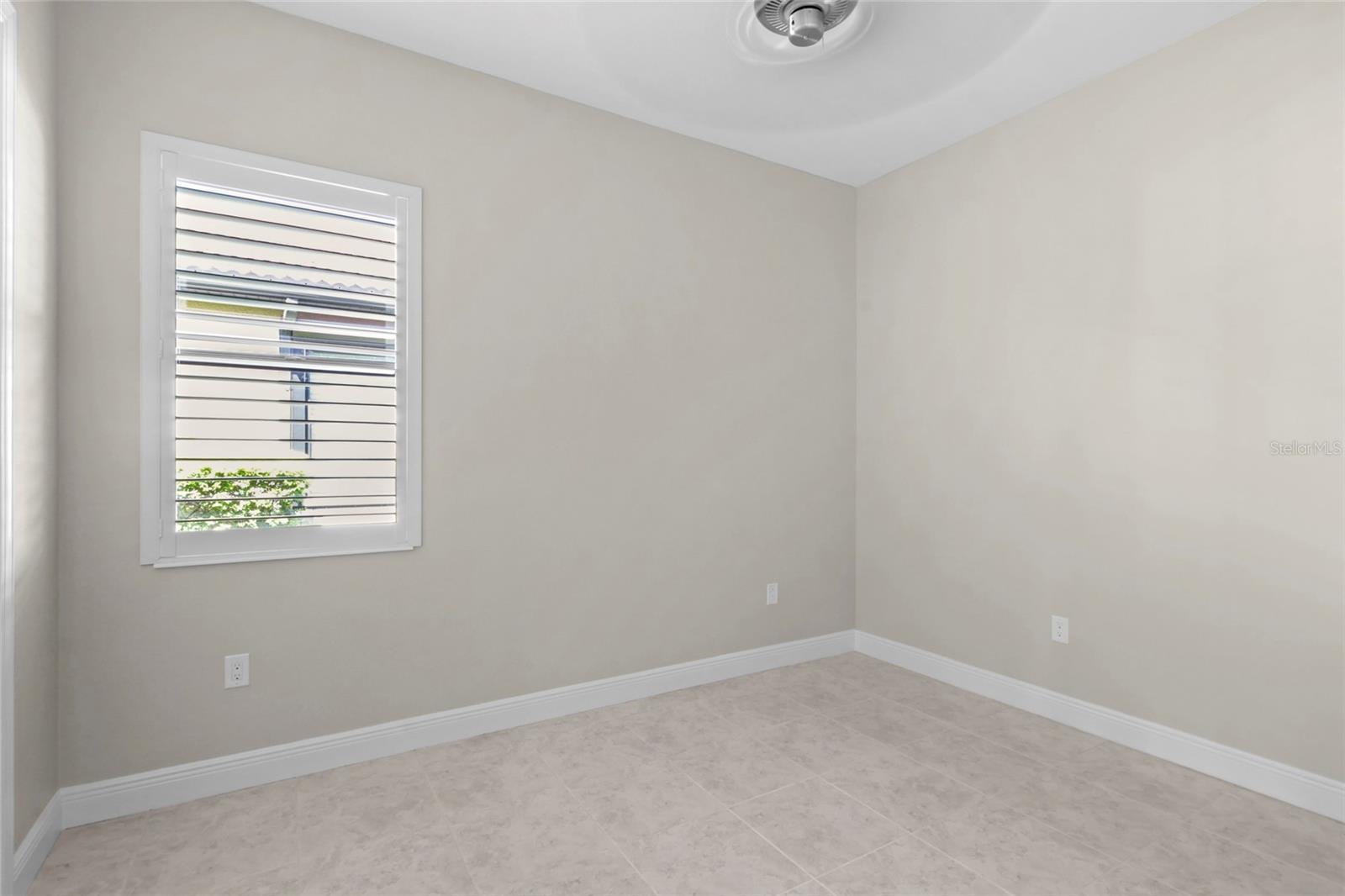 Image 10 of 34 For 10401 Crooked Creek Drive
