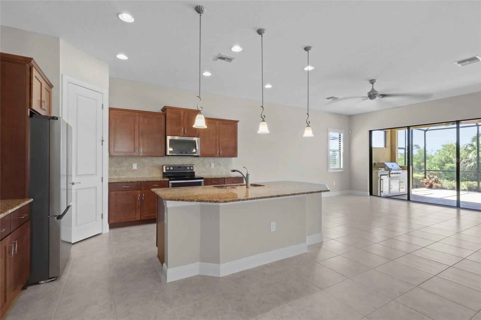 Image 3 of 34 For 10401 Crooked Creek Drive