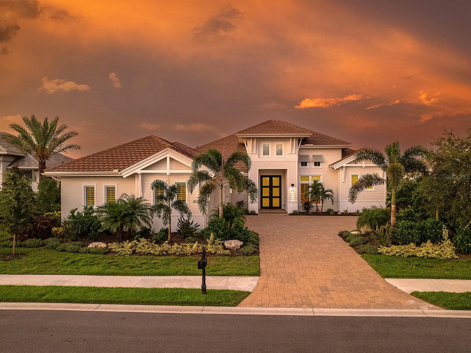 Image 3 of 100 For 8532 Pavia Way