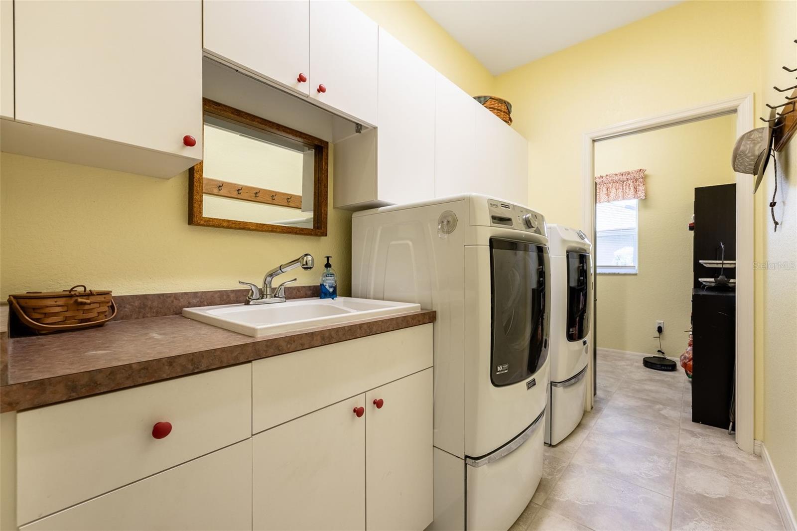 Image 33 of 68 For 2335 Malaya Court