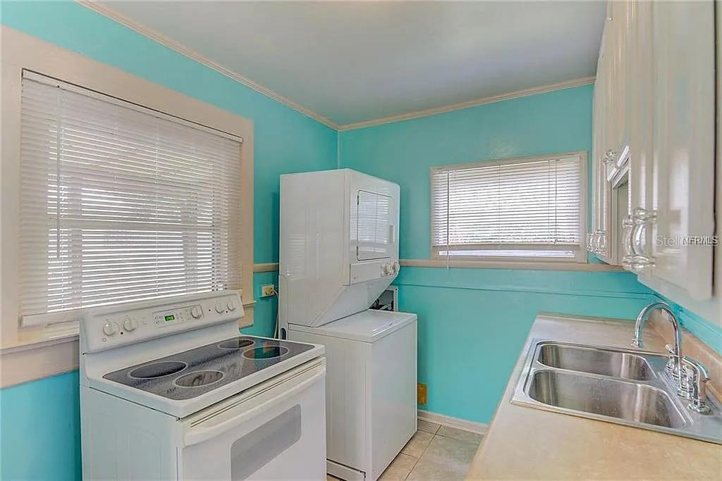 Image 13 of 16 For 408 3rd Avenue E A