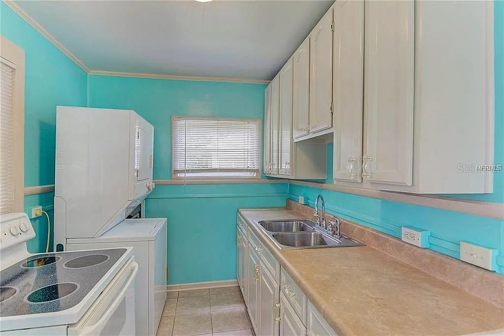 Image 7 of 16 For 408 3rd Avenue E A