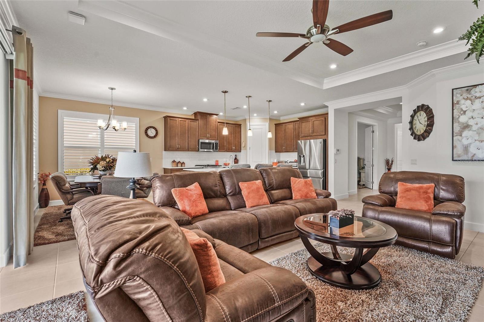 Image 23 of 84 For 6253 Mesa Glen