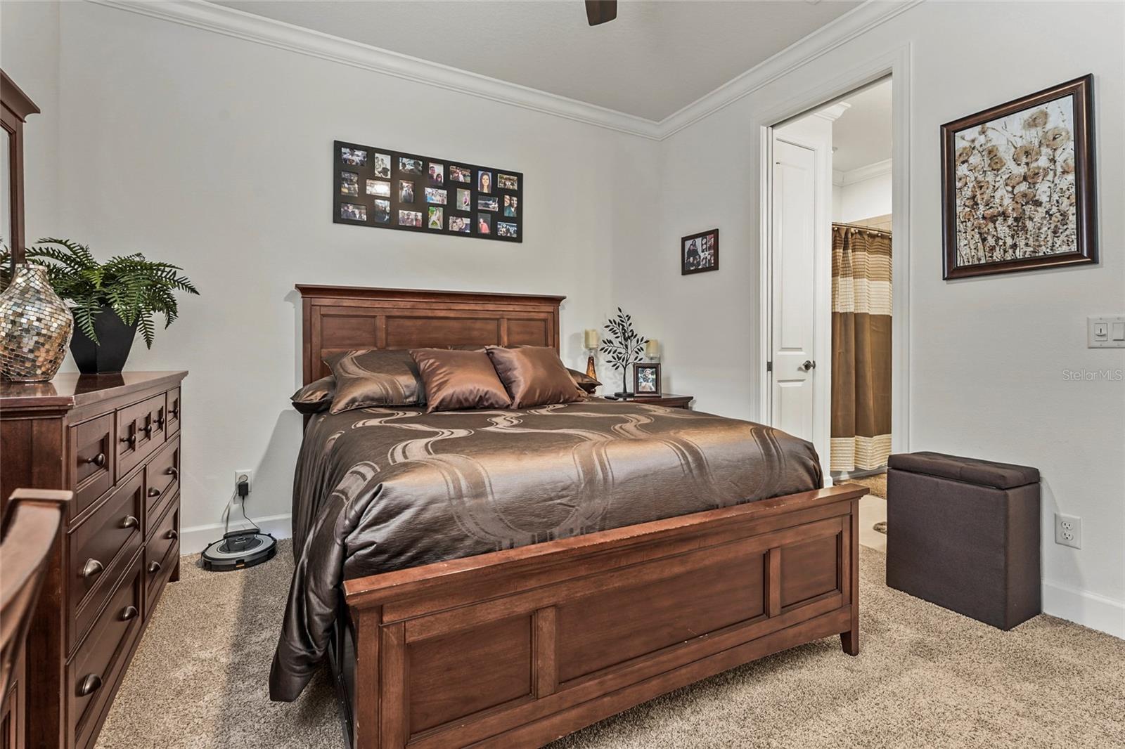 Image 32 of 84 For 6253 Mesa Glen