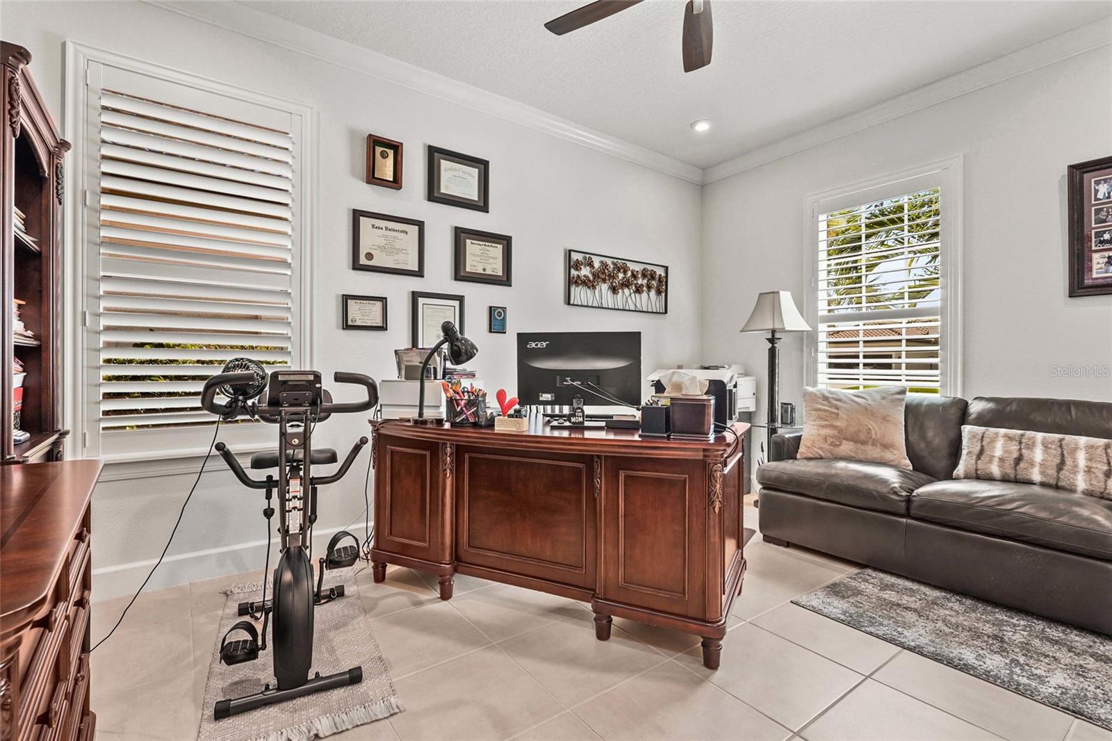 Image 36 of 84 For 6253 Mesa Glen