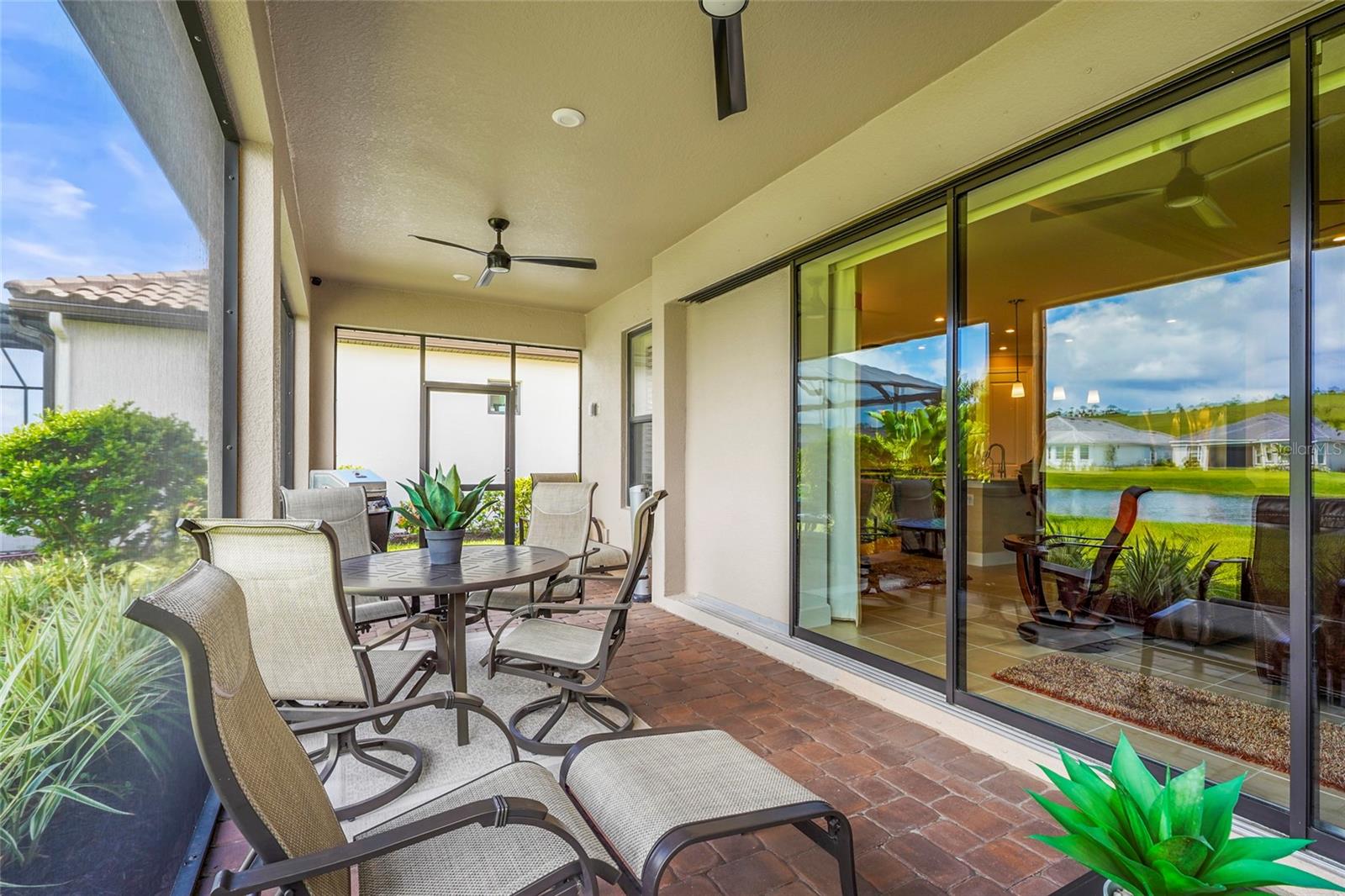 Image 43 of 84 For 6253 Mesa Glen