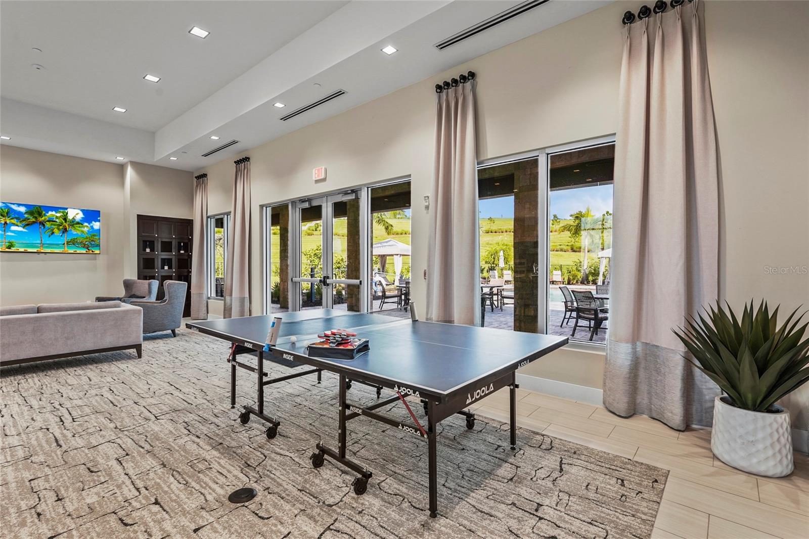 Image 64 of 84 For 6253 Mesa Glen