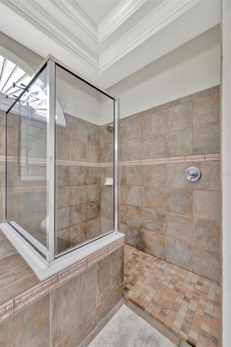 Image 44 of 81 For 12412 Daisy Place