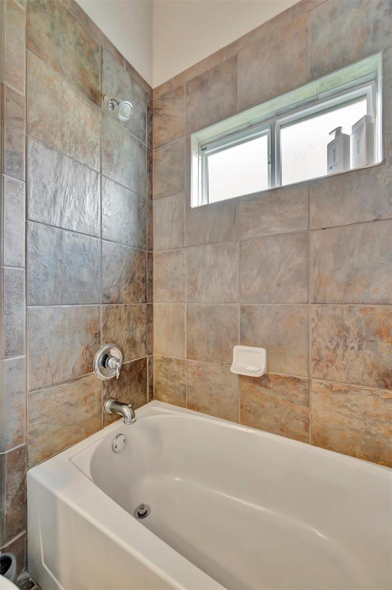 Image 48 of 81 For 12412 Daisy Place