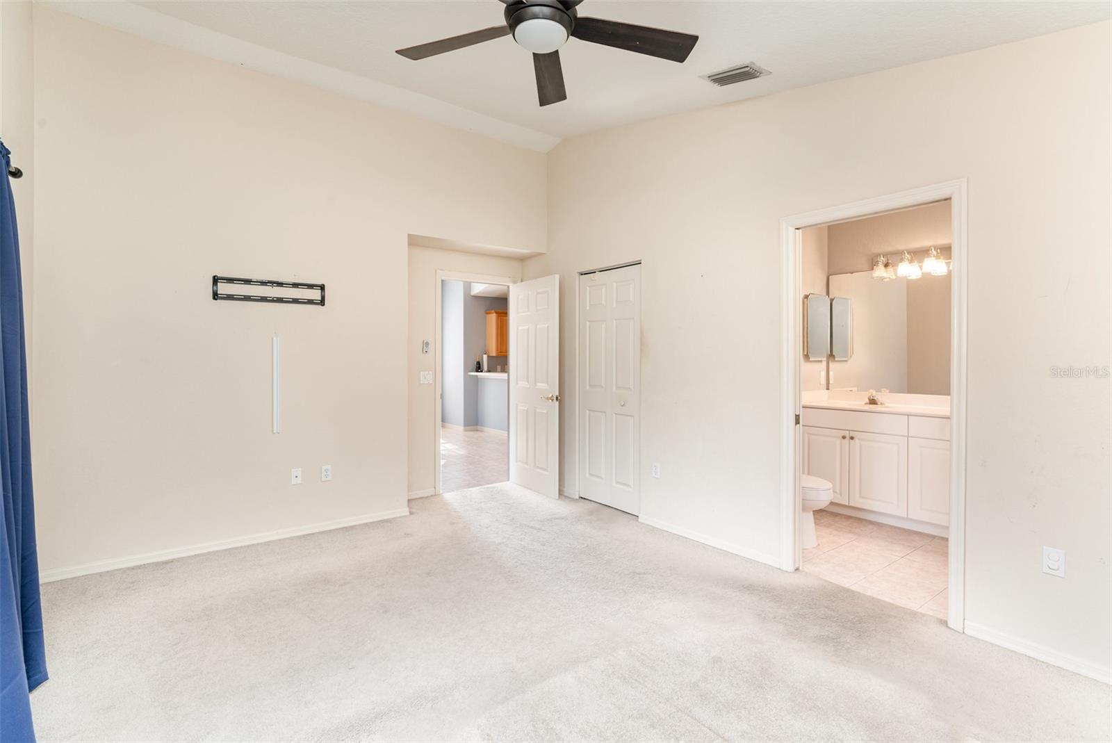 Image 14 of 24 For 7395 Eleanor Circle