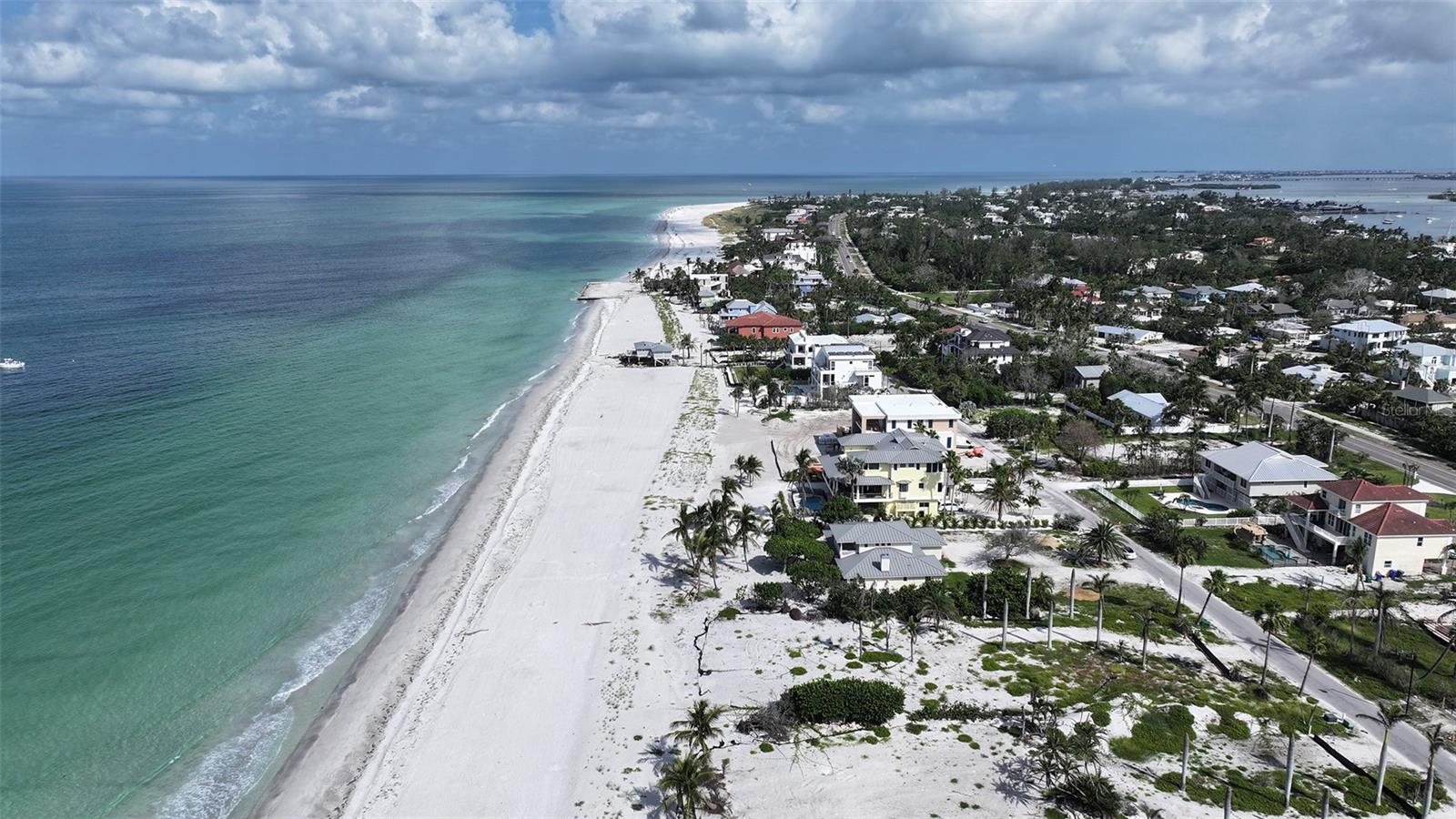 Image 4 of 21 For 6453 Gulfside Road