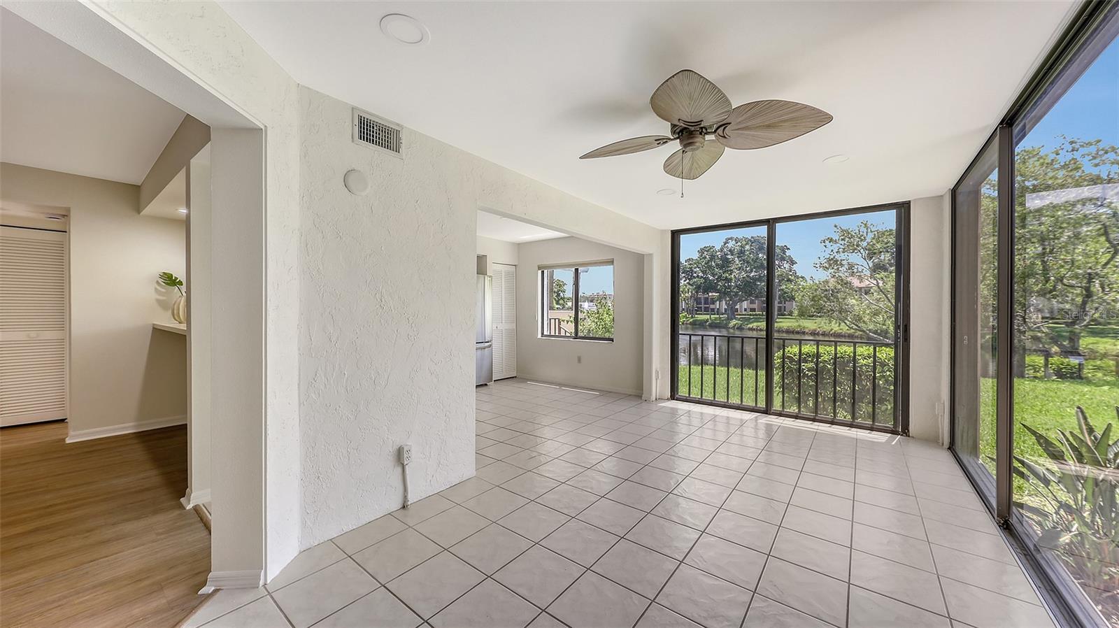 Image 11 of 39 For 5223 Heron Way 104