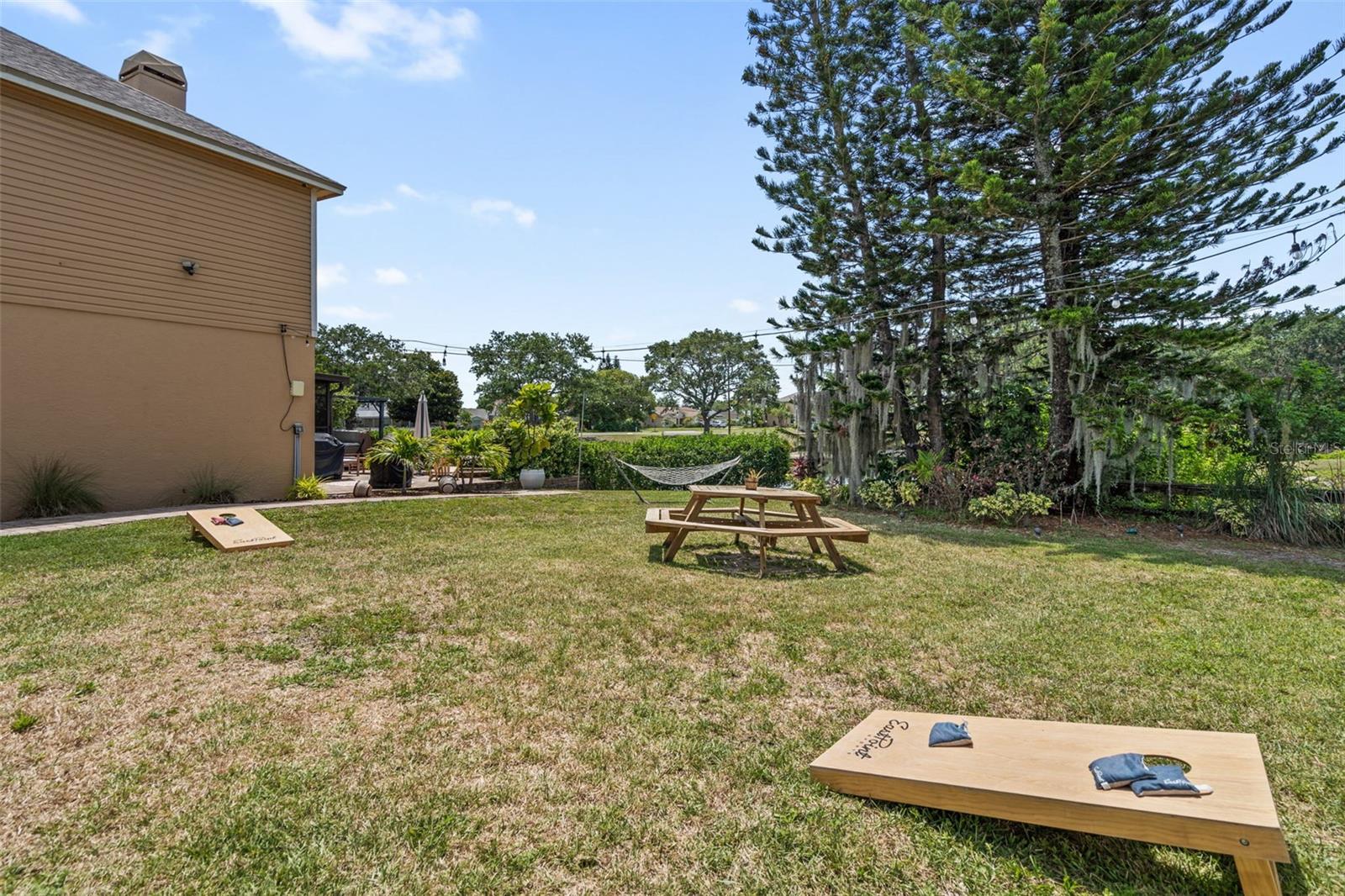 Image 62 of 85 For 1009 45th Street E