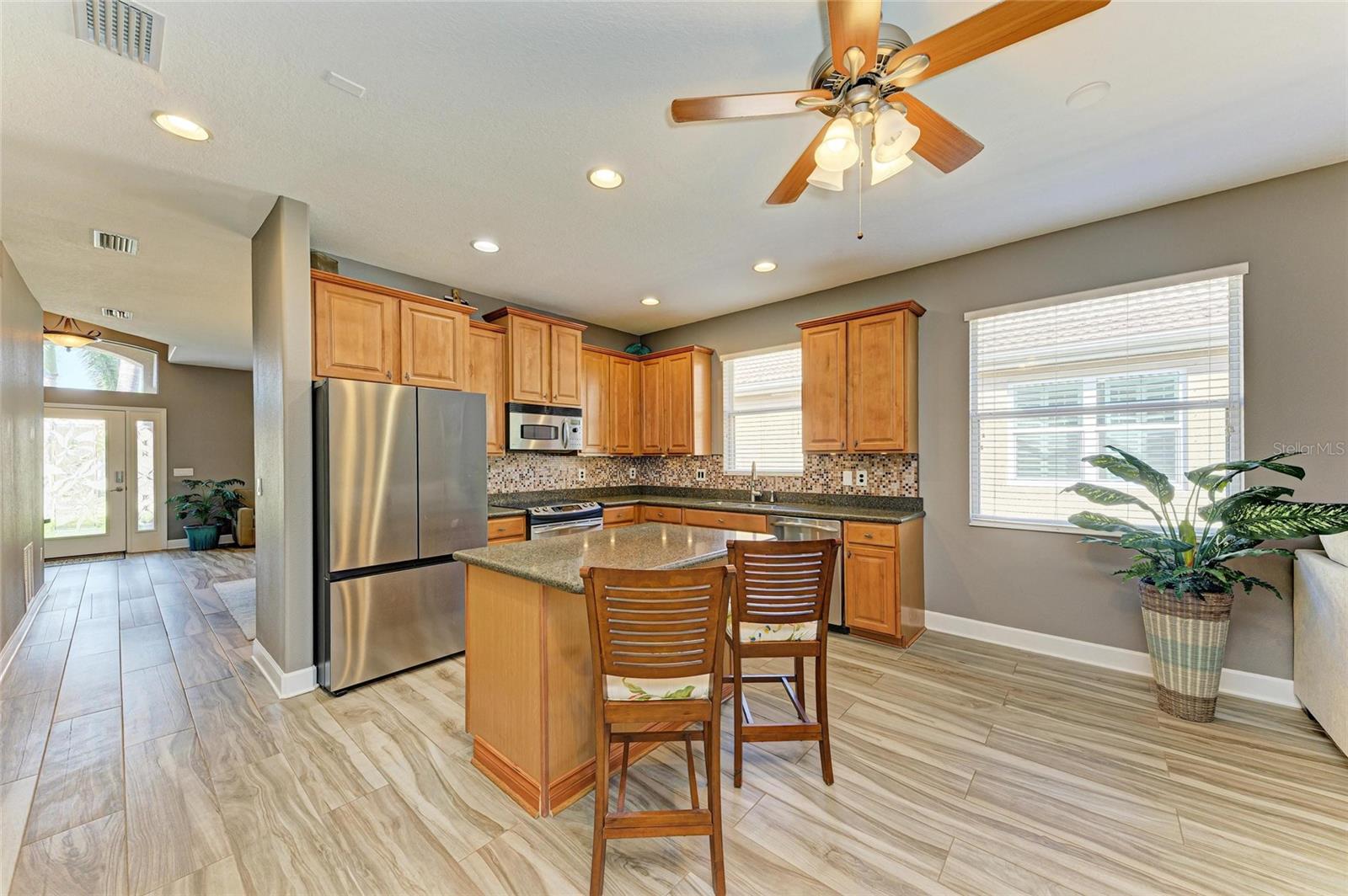 Image 16 of 73 For 135 River Enclave Court