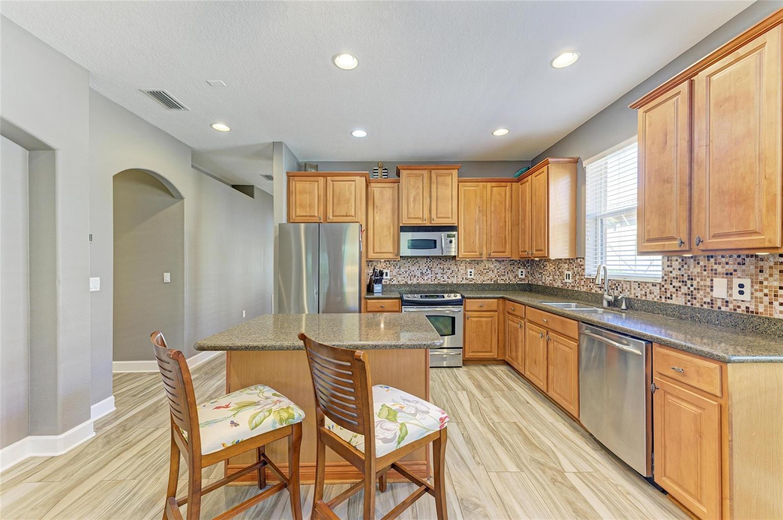 Image 18 of 73 For 135 River Enclave Court
