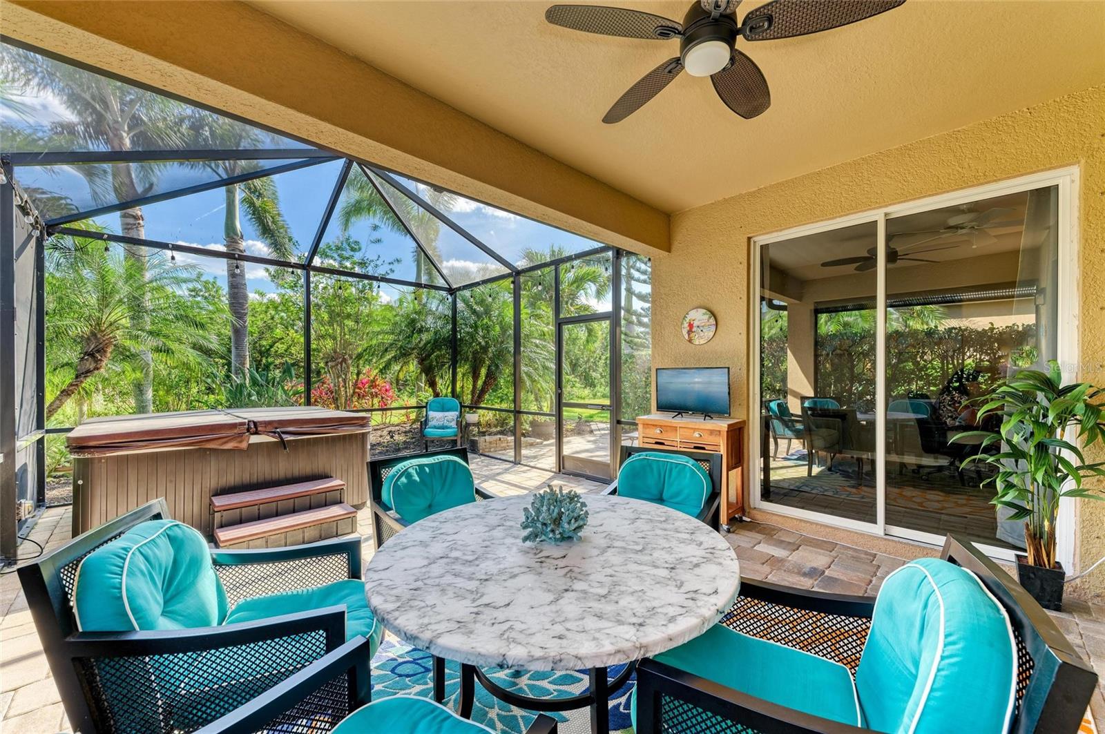 Image 43 of 73 For 135 River Enclave Court