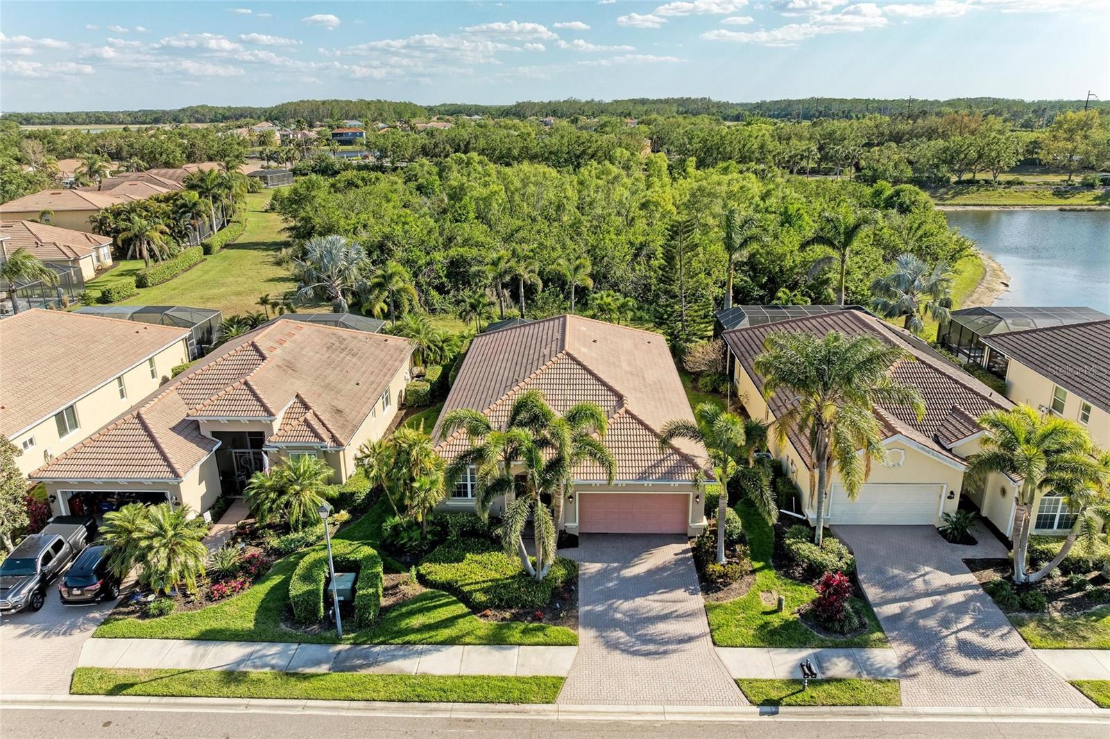 Image 5 of 73 For 135 River Enclave Court
