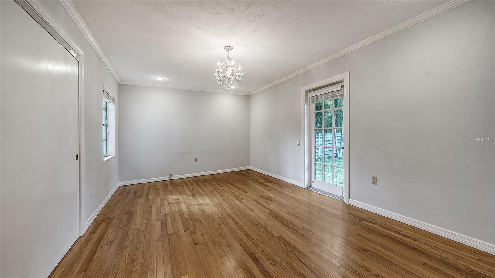 Image 13 of 27 For 1763 South Drive