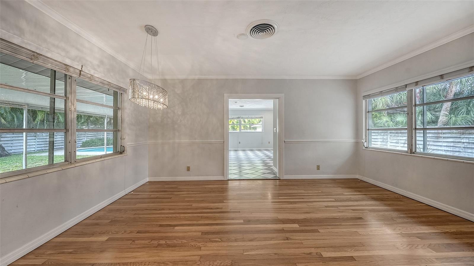 Image 8 of 27 For 1763 South Drive