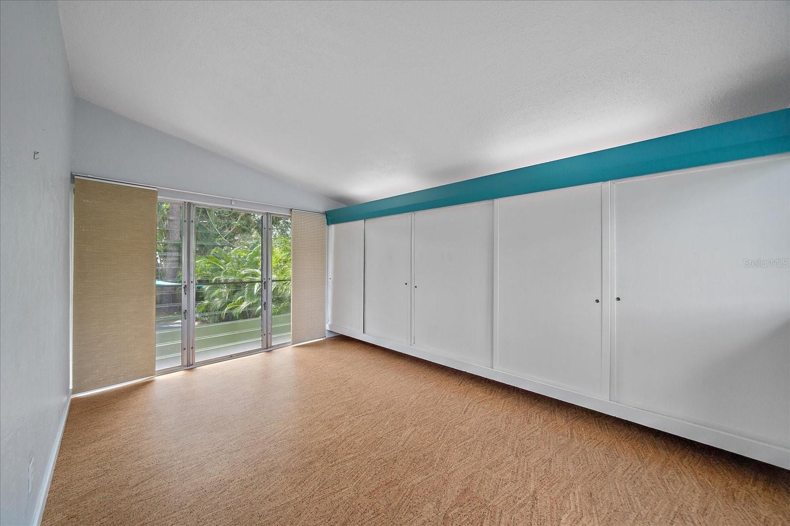 Image 16 of 73 For 4610 Cypress Way S