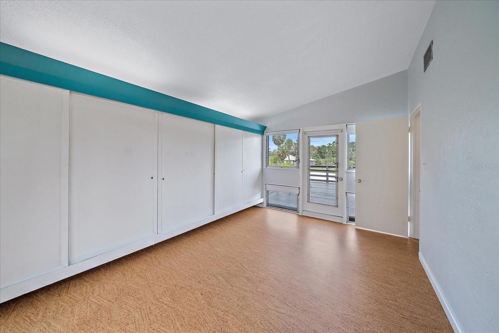 Image 19 of 73 For 4610 Cypress Way S