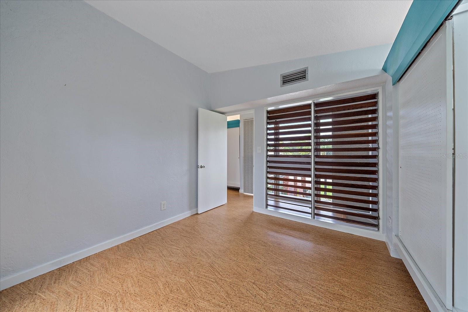 Image 23 of 73 For 4610 Cypress Way S