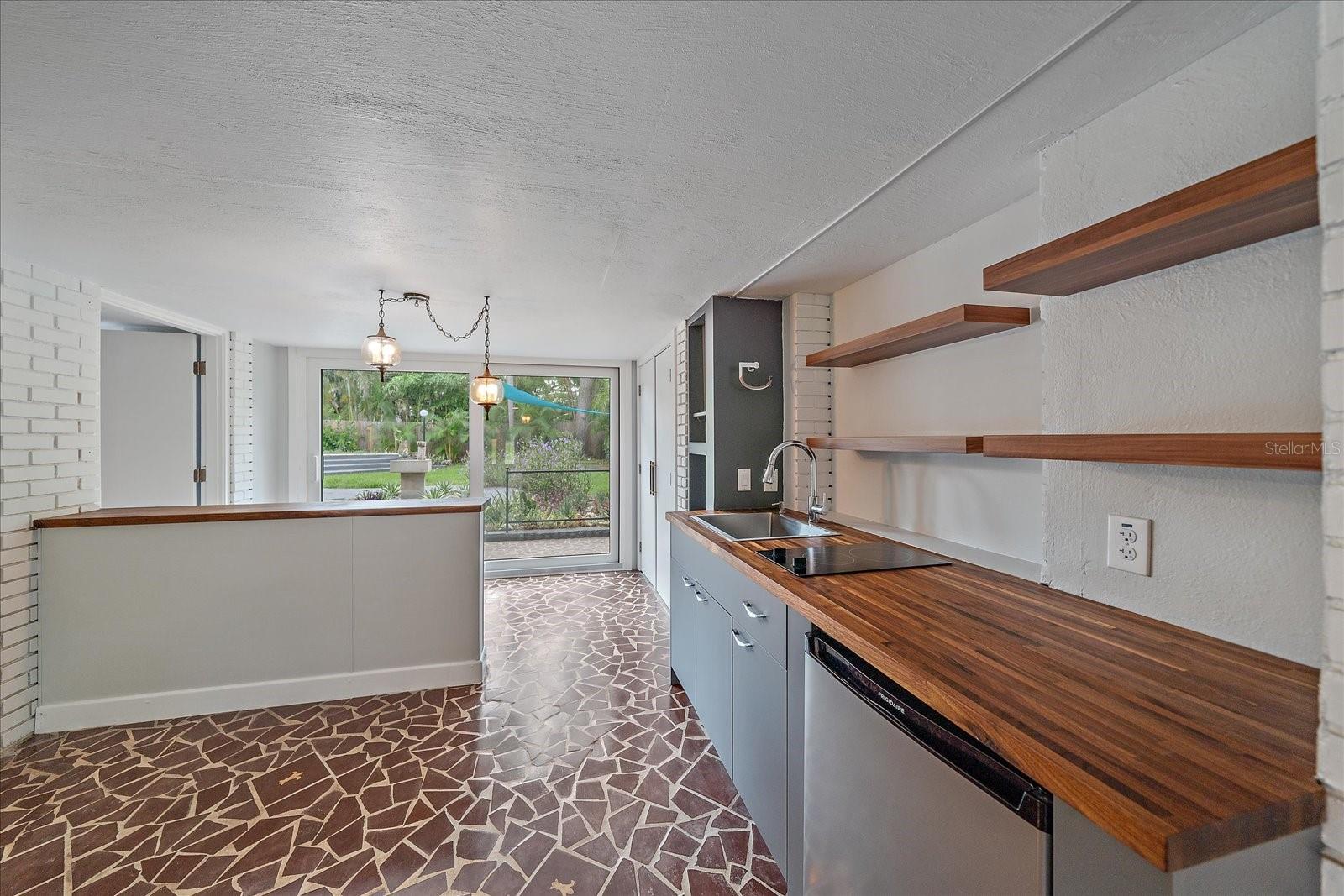 Image 32 of 73 For 4610 Cypress Way S
