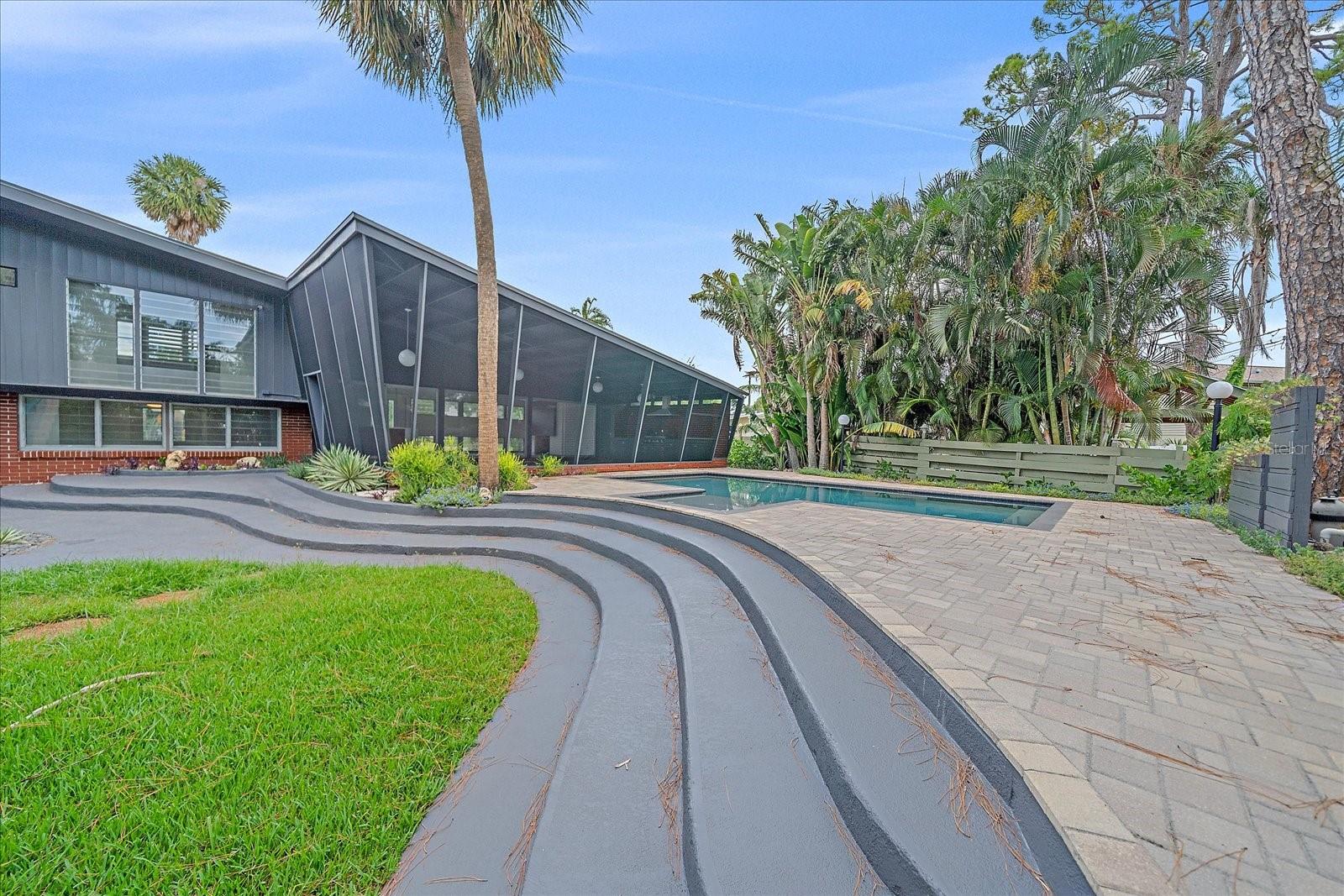 Image 56 of 73 For 4610 Cypress Way S
