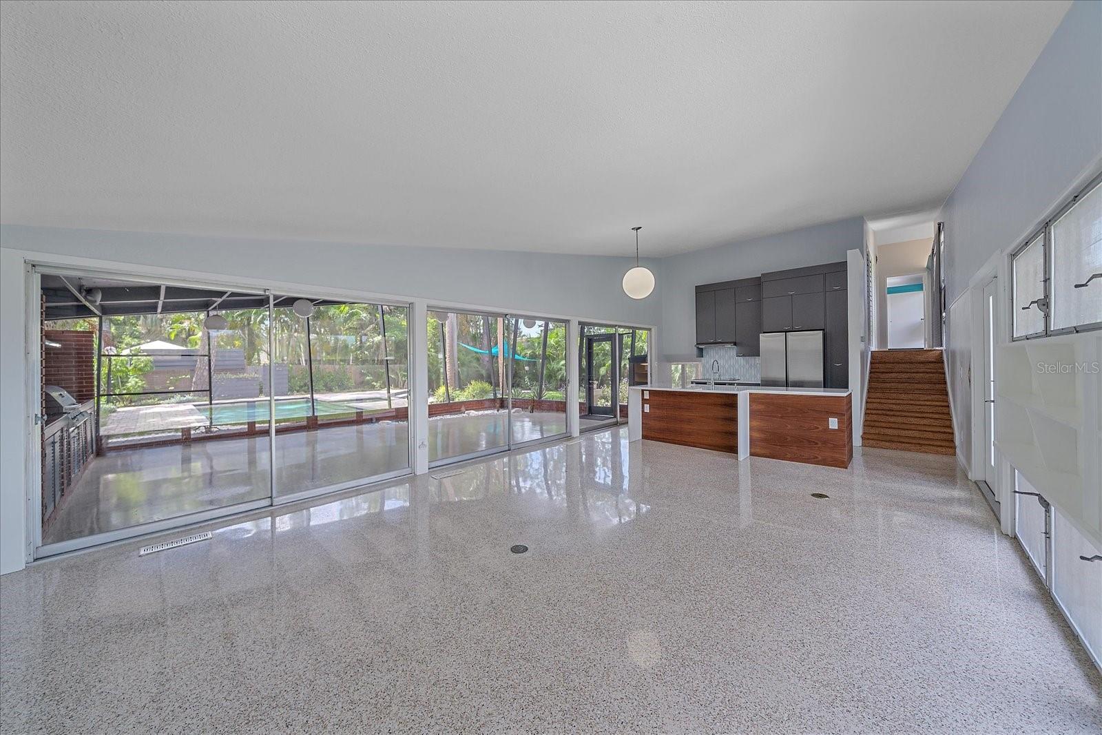 Image 8 of 73 For 4610 Cypress Way S