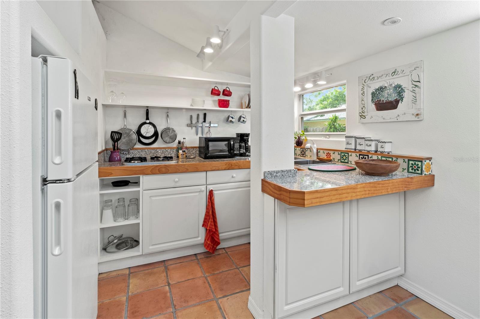 Image 36 of 60 For 1108 Colleton Drive