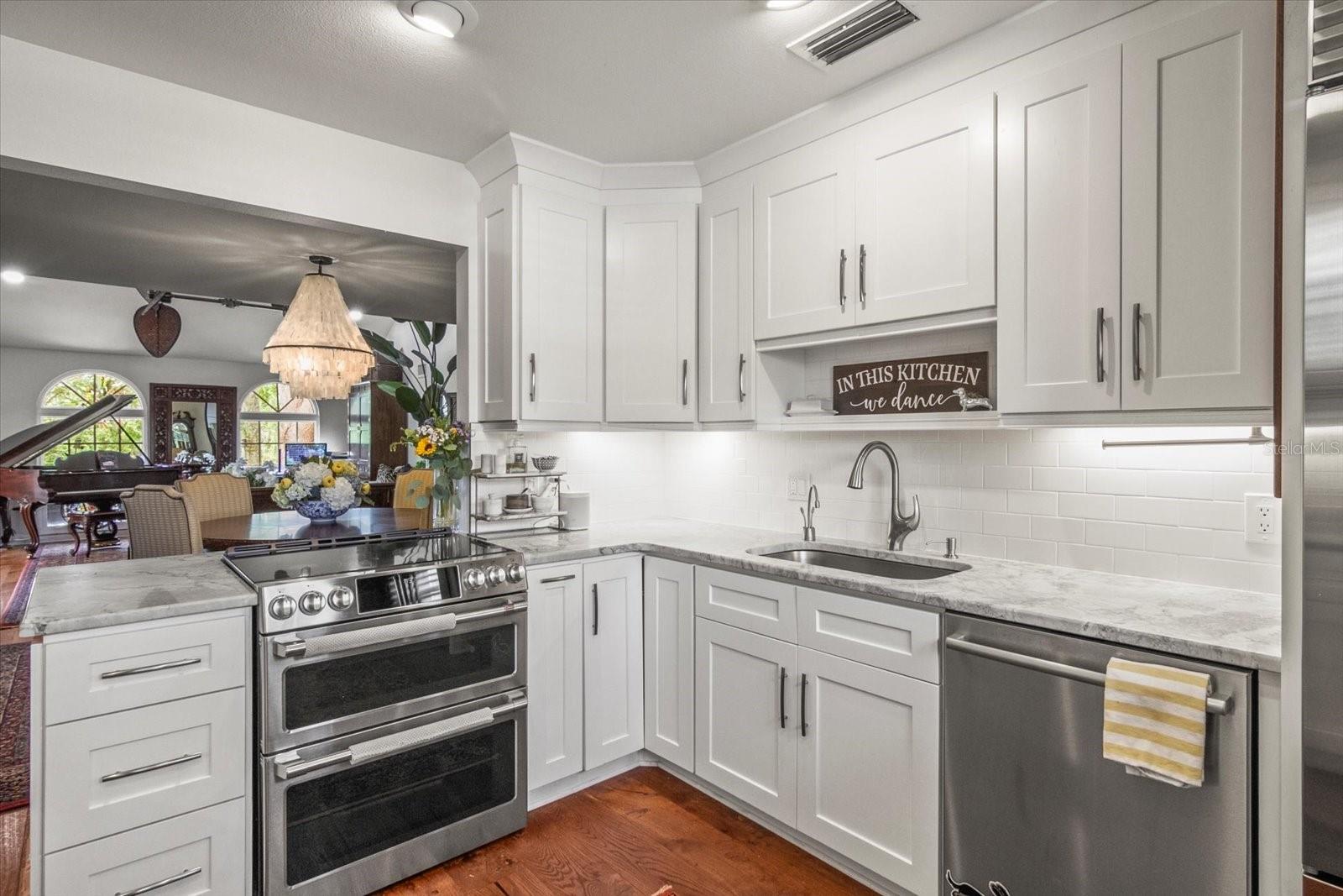 Image 11 of 48 For 3610 57th Avenue Drive W