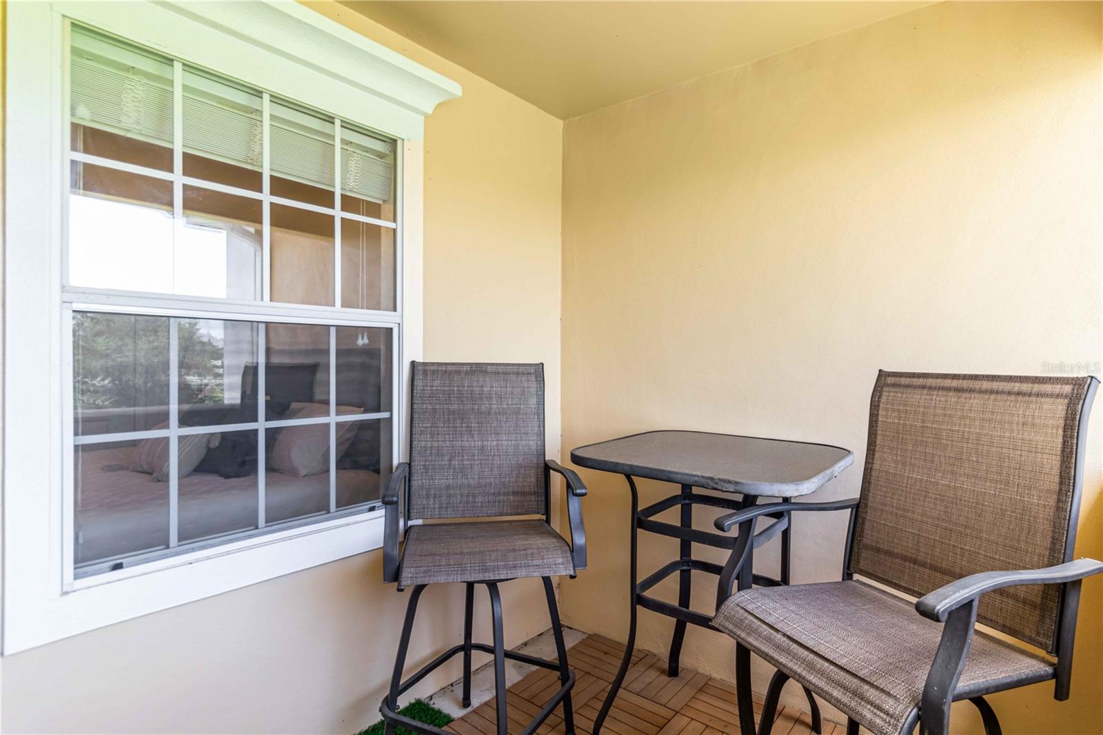 Image 37 of 57 For 1050 Villagio Circle 206