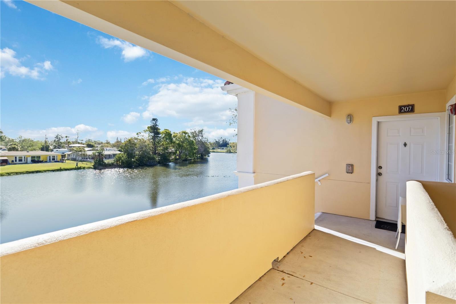 Image 8 of 57 For 1050 Villagio Circle 206