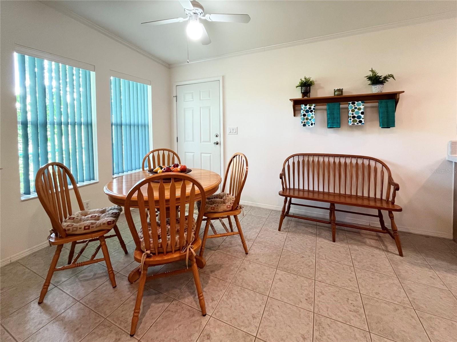Image 16 of 68 For 110 Oakwood Boulevard W
