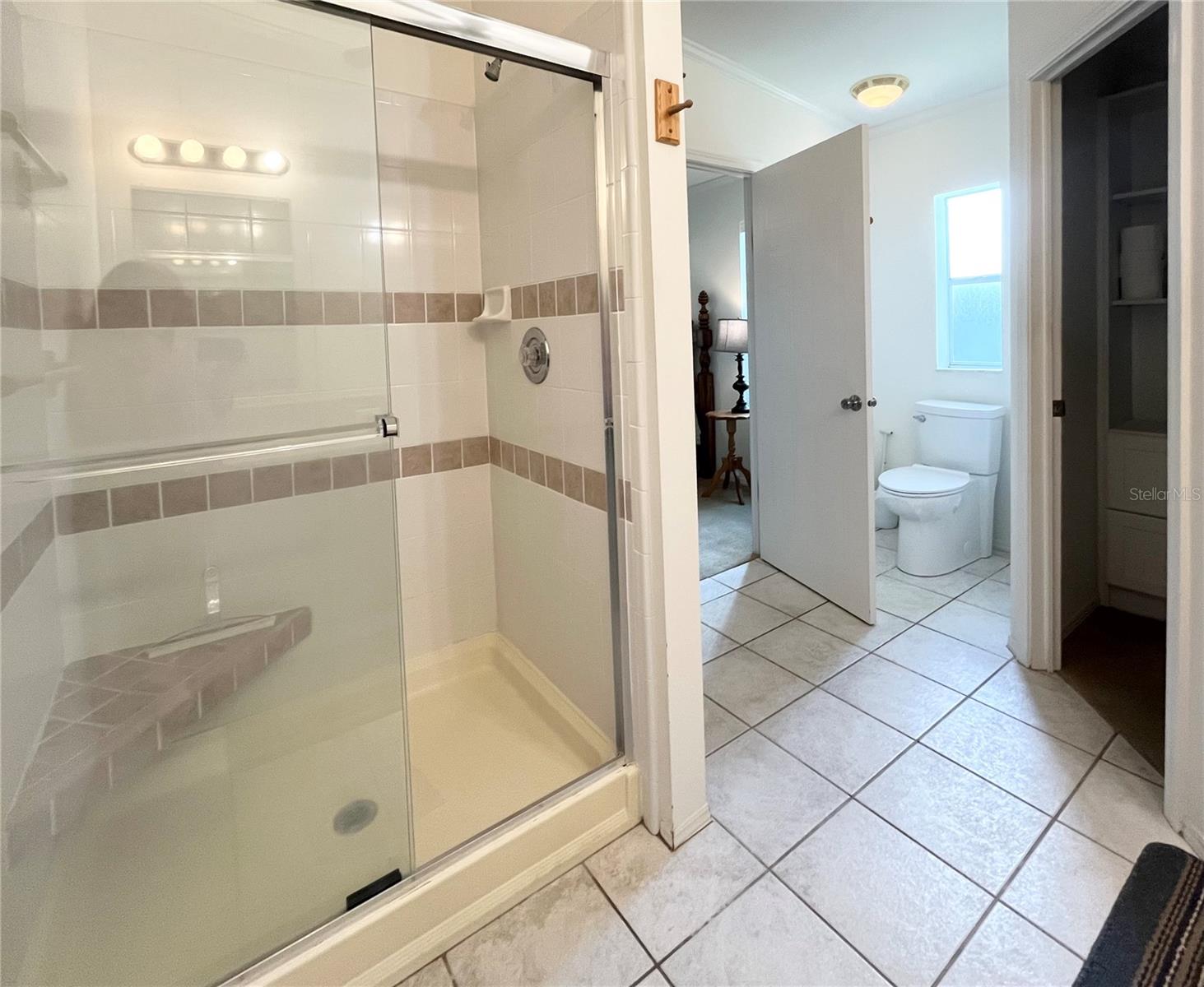 Image 27 of 68 For 110 Oakwood Boulevard W