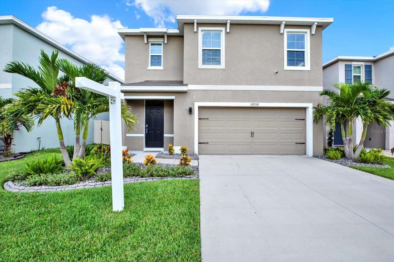 Image 2 of 42 For 16938 Trite Bend Street