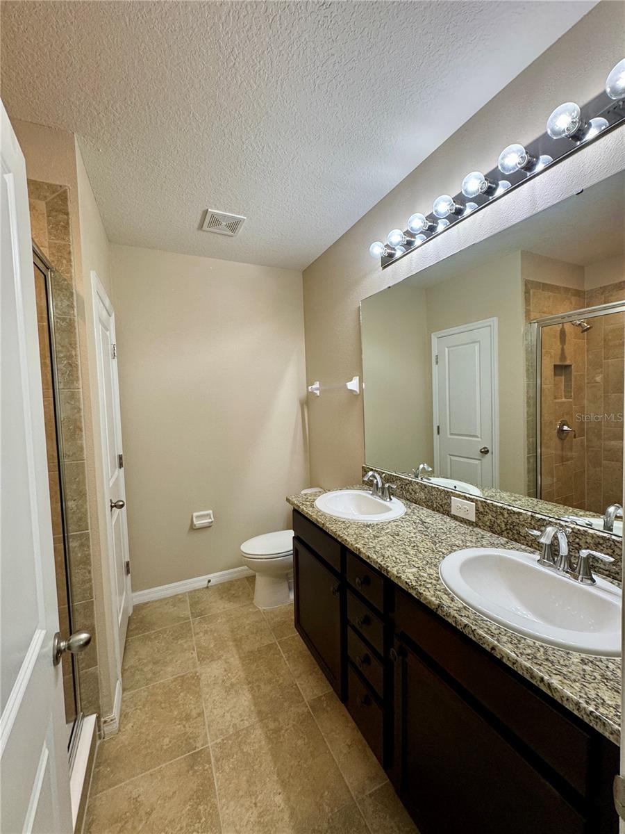 Image 11 of 37 For 6464 Boxgrove Drive