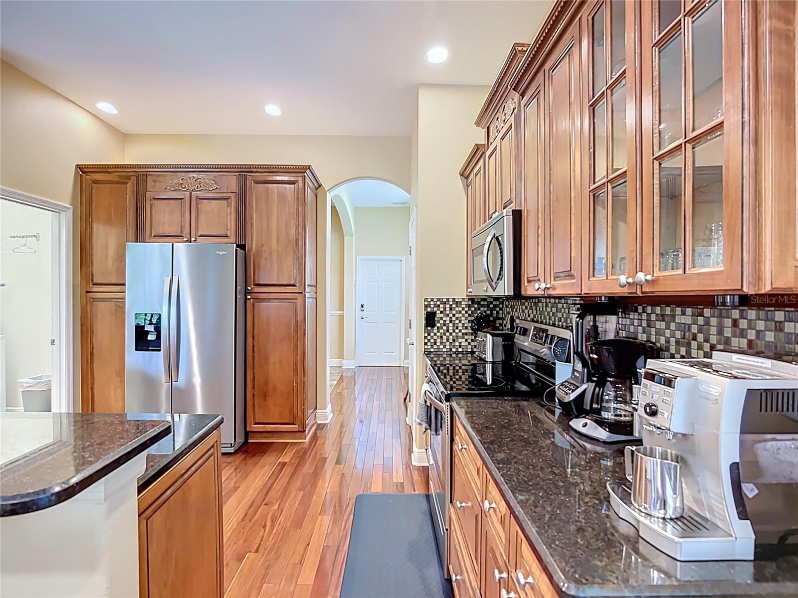 Image 32 of 85 For 4007 4th Avenue Ne