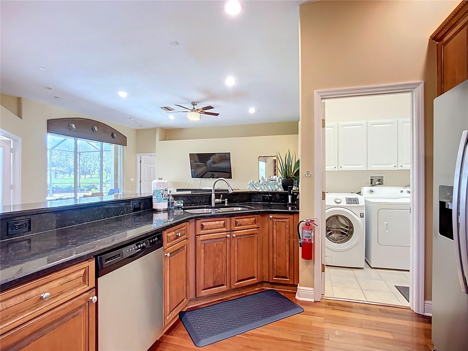 Image 33 of 85 For 4007 4th Avenue Ne