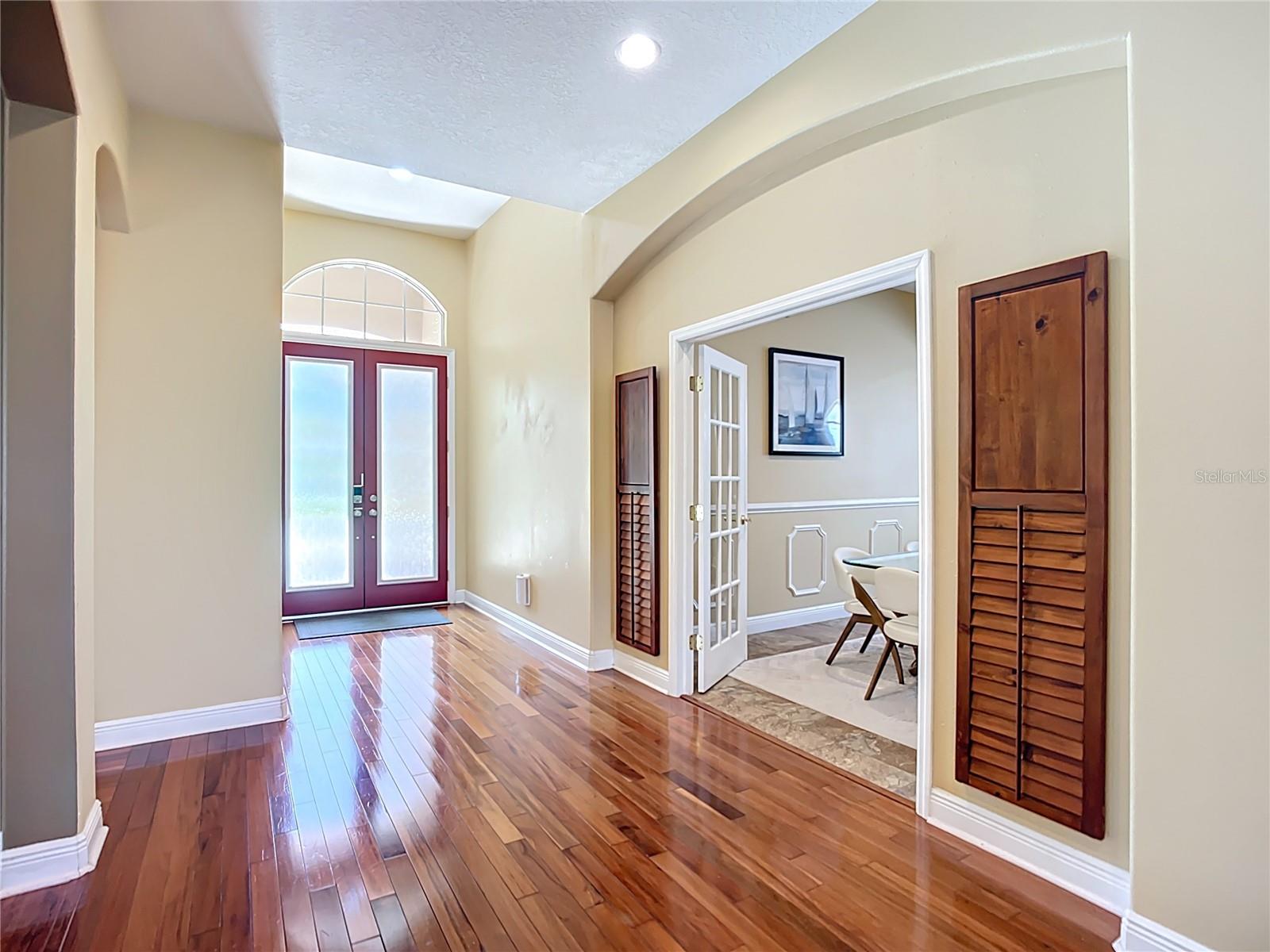Image 9 of 85 For 4007 4th Avenue Ne