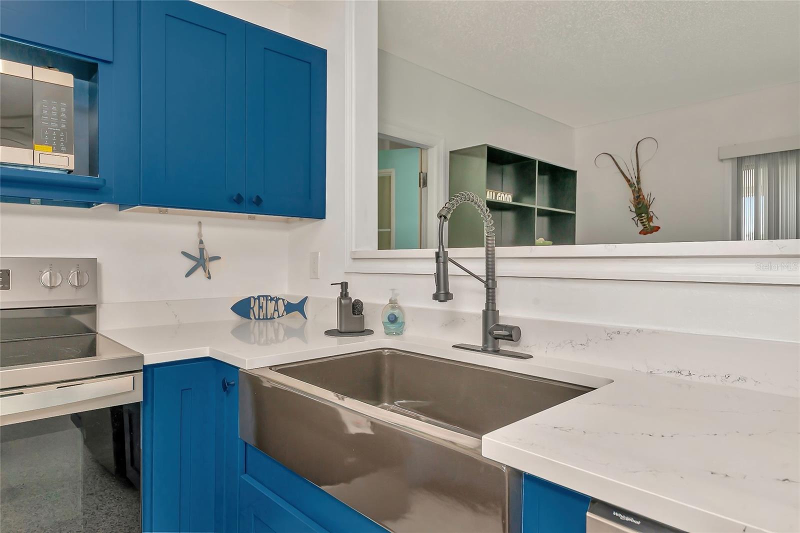 Image 11 of 76 For 2306 41st Street E
