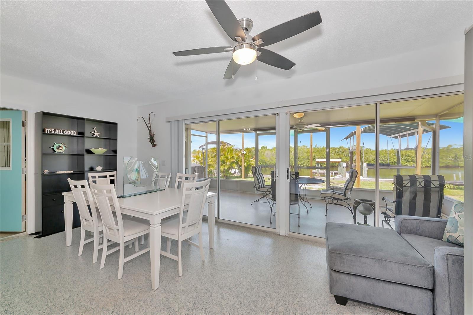 Image 4 of 76 For 2306 41st Street E