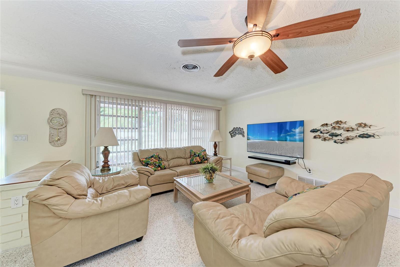 Image 8 of 55 For 2705 Brink Avenue