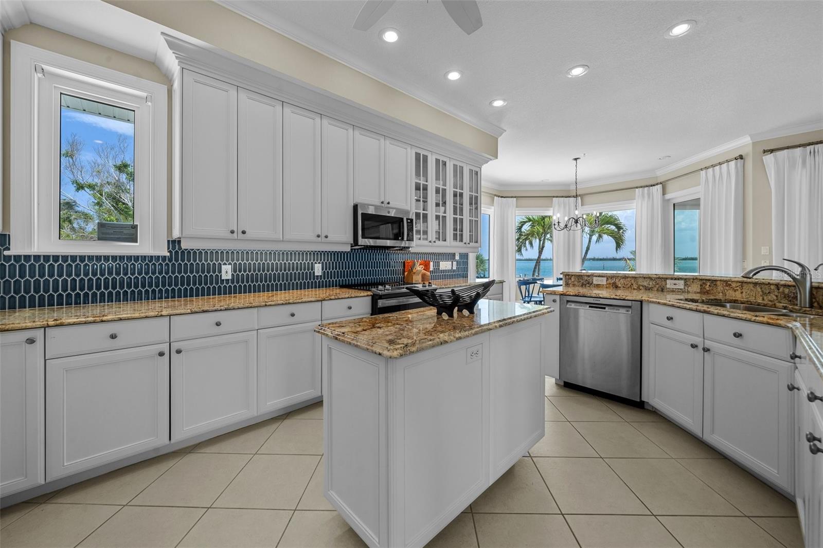 Image 36 of 100 For 9880 Gasparilla Pass Boulevard