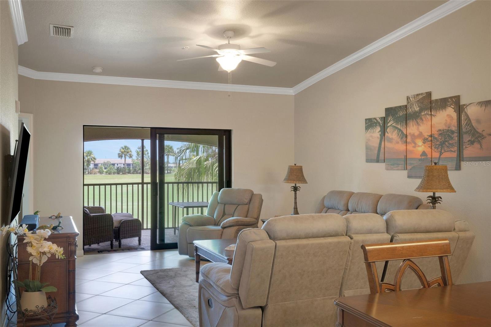 Image 20 of 73 For 5518 Palmer Circle 201