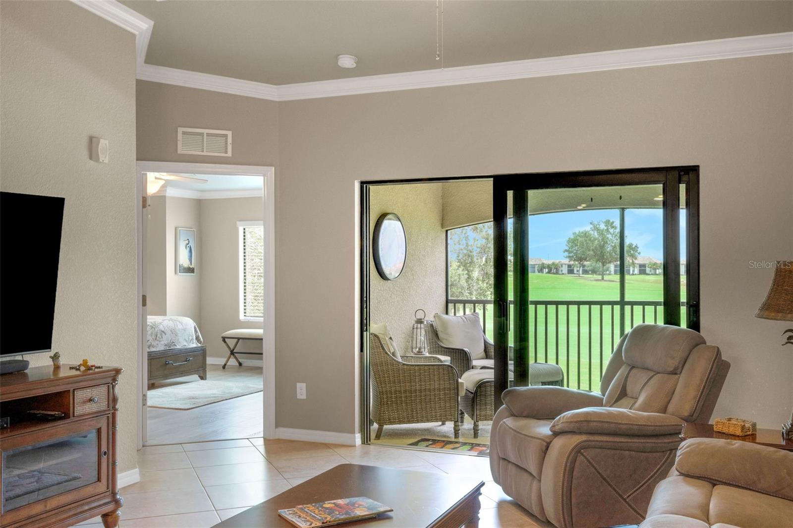 Image 24 of 73 For 5518 Palmer Circle 201