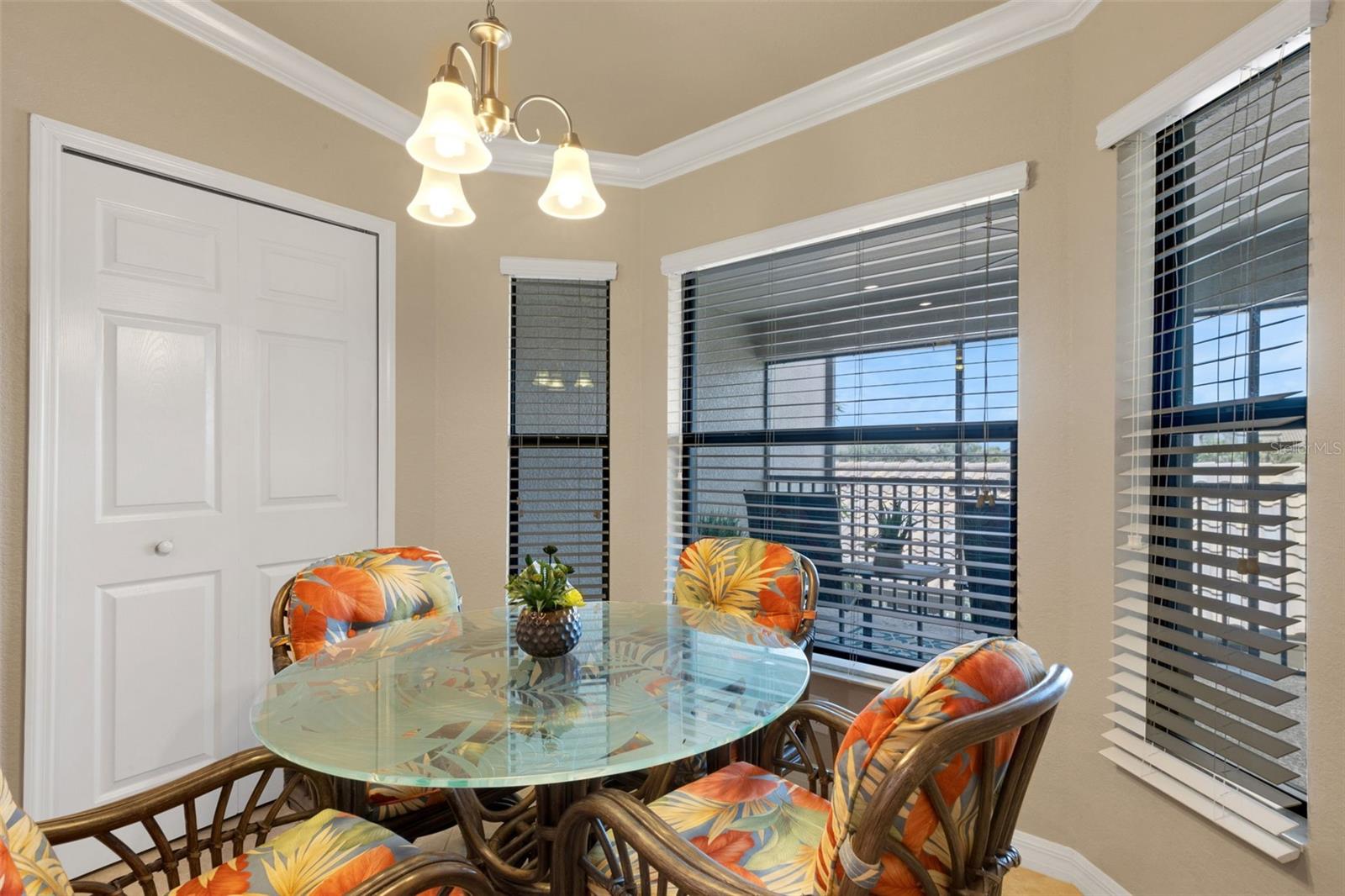Image 5 of 73 For 5518 Palmer Circle 201