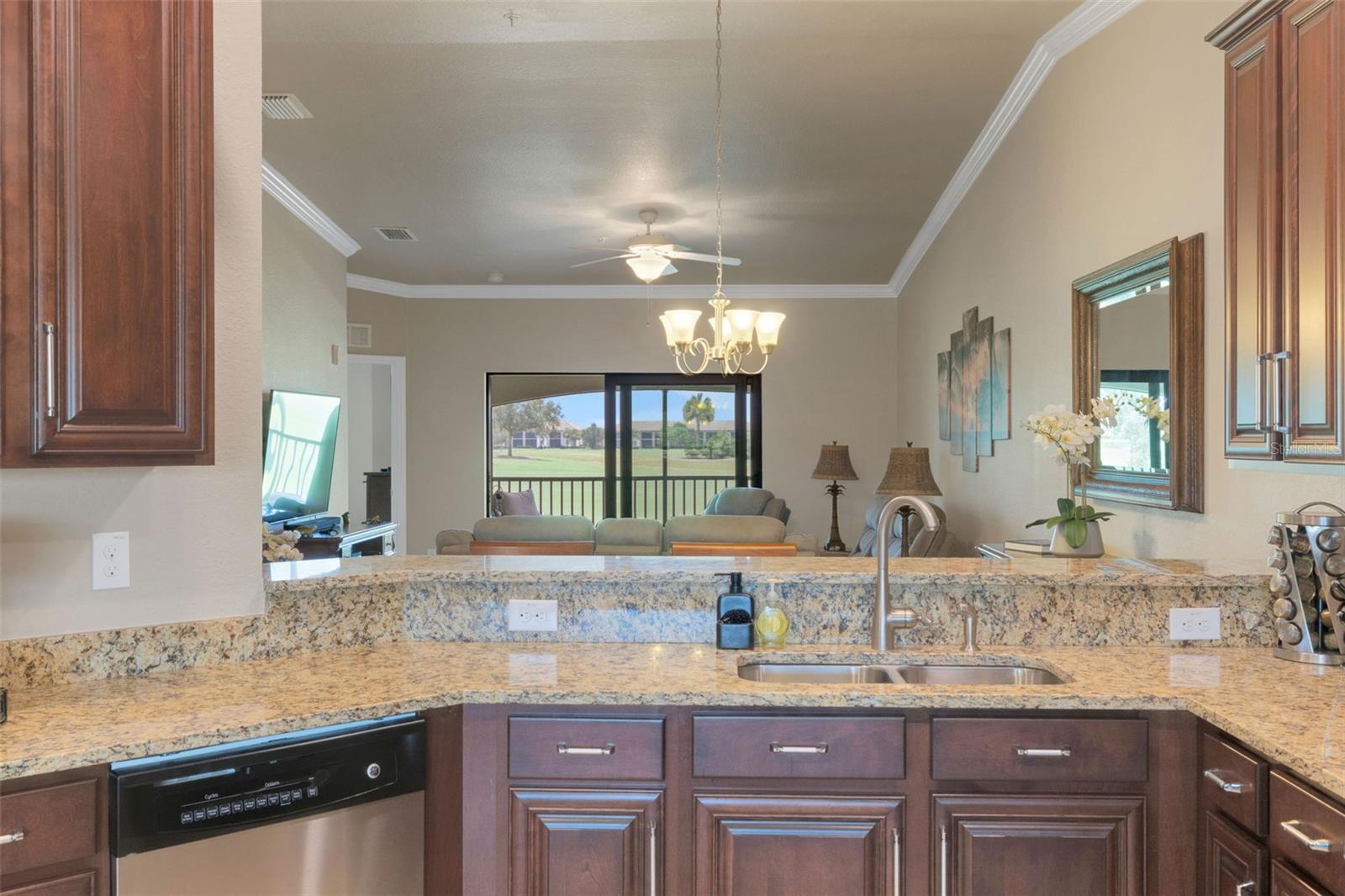 Image 9 of 73 For 5518 Palmer Circle 201